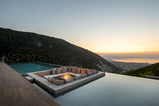 The sweetness of doing nothing: the best villas for relaxing holidays