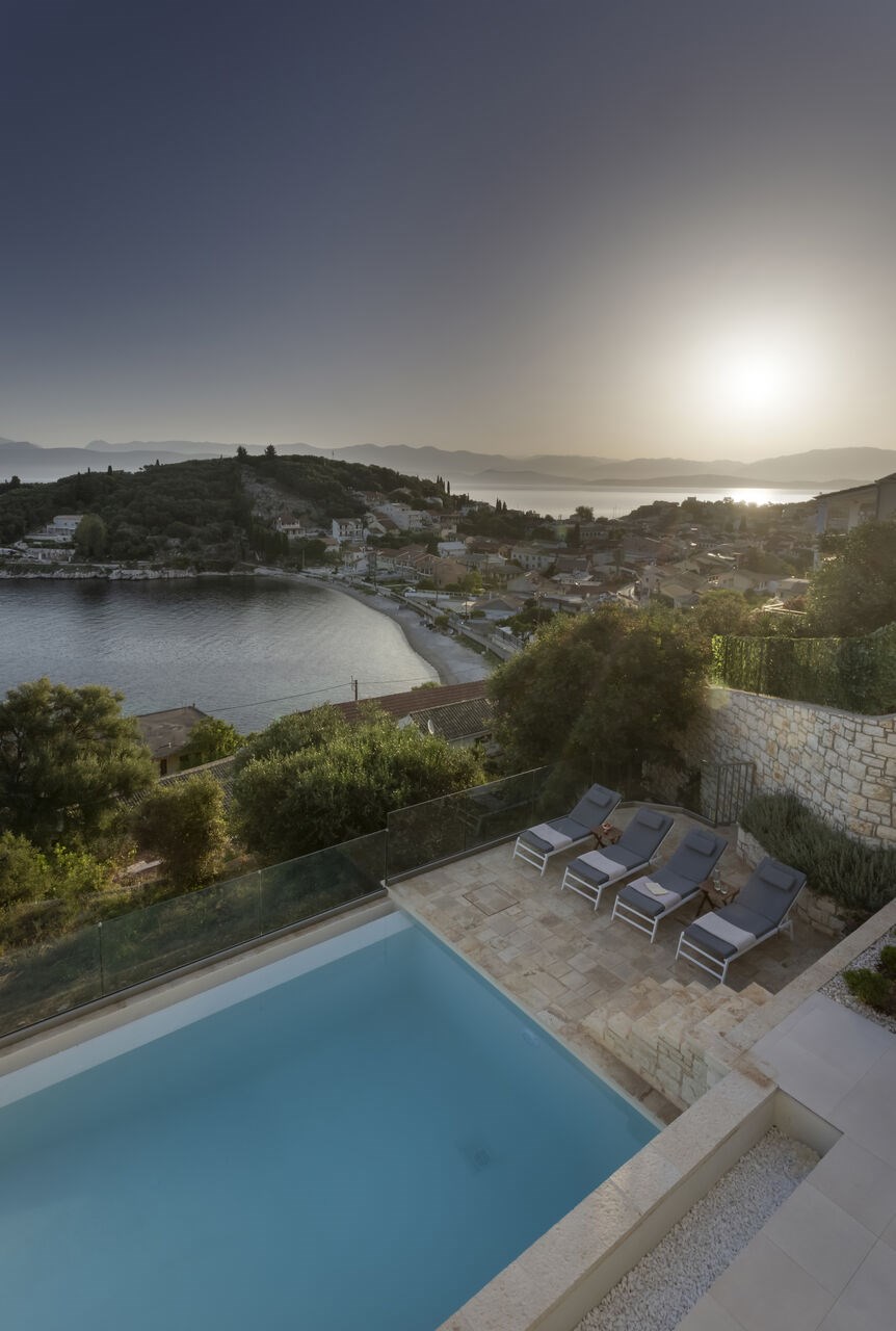 Immersive virtual 3D tour of Villa Valora