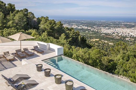 Discovering La Dolce Vita: Why a Luxury Villa in Puglia is Your Ultimate Getaway