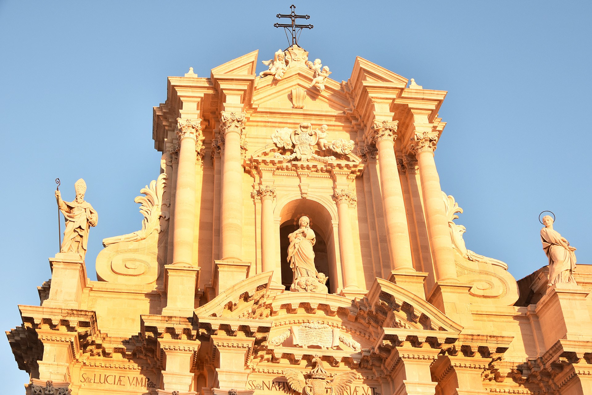 Syracuse Ortigia and Neapolis - The Thinking Traveller, image size:1920x1280