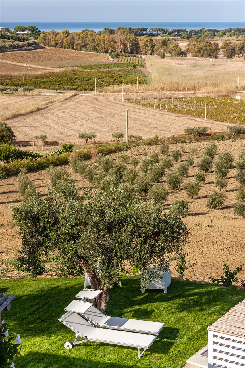 Angheli – Luxury villa in Menfi, Sicily – The Thinking Traveller, image size:853x1280