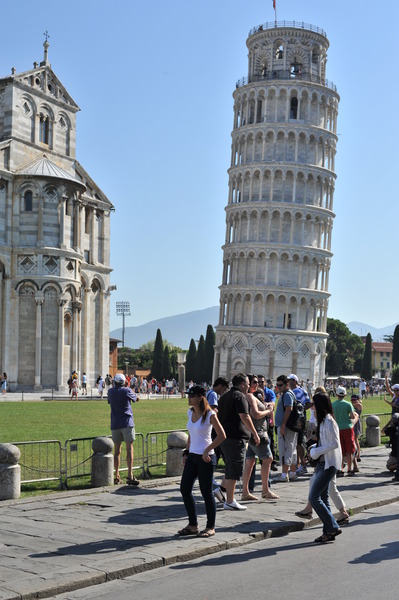 Art & Museum Tours for Young Explorers