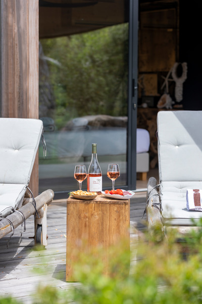 Curated In-Villa Wine Delivery