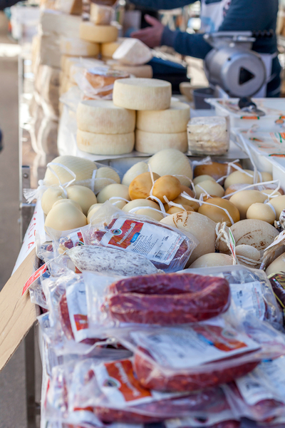 Local Street Food Tasting Tour for Families
