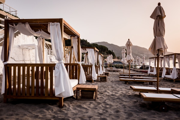 Exclusive Lido & Beach Club Access