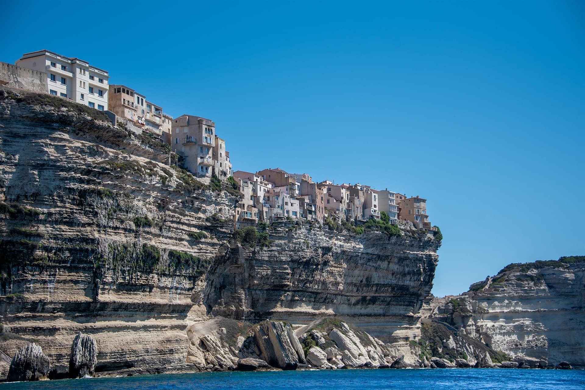 Bonifacio Travel Guide