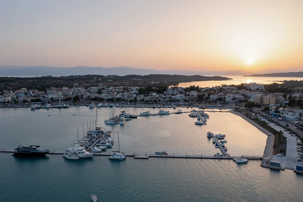Travel to and around Porto Heli