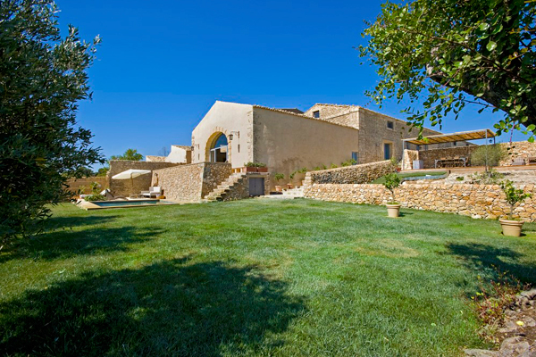 Masseria Costanza
