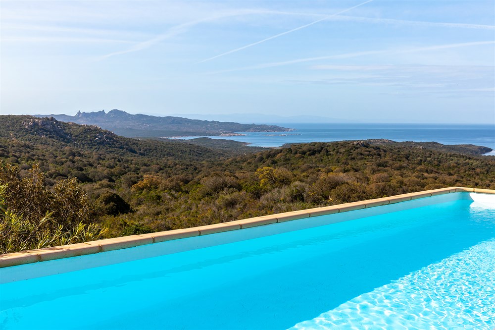 Lalpana Villas In Corsica The Thinking Traveller