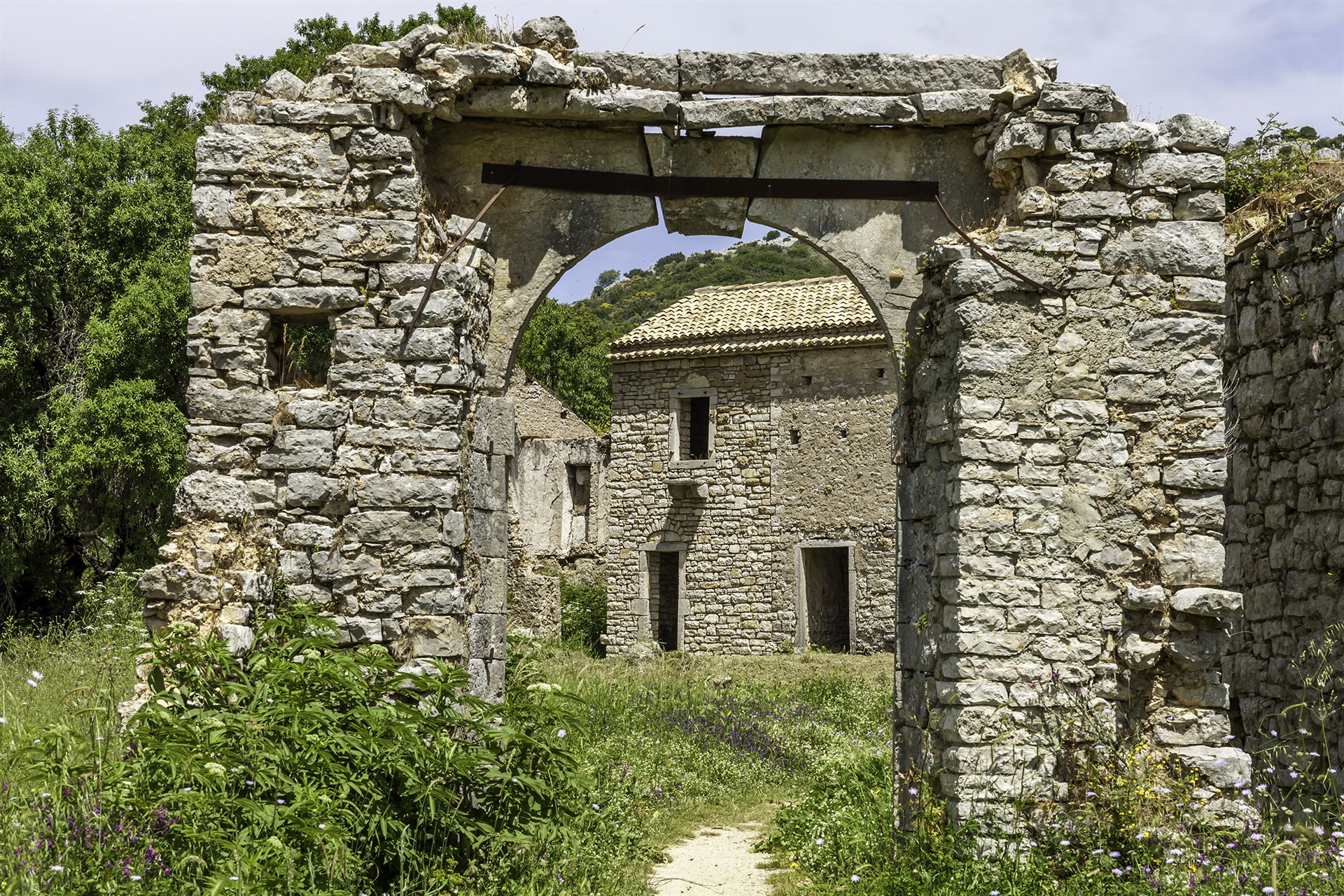 Visiting Old Perithia