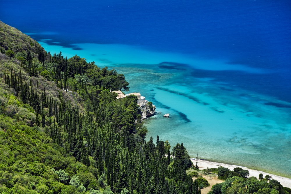 img:https://www.thethinkingtraveller.com/media/Resized/Greece%20Local%20Areas/Lefkada%20General%20Pictures/1000/Think_Ionian_Islands_Lefkada%20(16).jpg