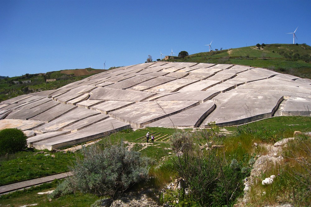 img:https://www.thethinkingtraveller.com/media/Resized/SICILY%20local%20areas/Gibellina_and_Poggioreale/1000/Think_Sicily_Gibellina_and_Poggioreale%20(3)%203x2.jpg