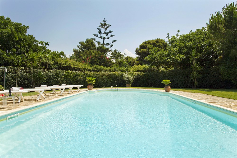 La Favorita Villas In Sicily The Thinking Traveller - 